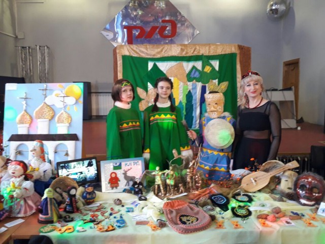 Нижнесортымцы представили Югру на национальном фестивале культур в Калининграде