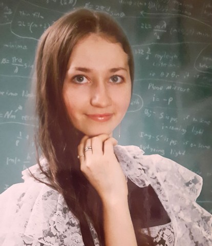 Желание помочь ближнему привело школьницу из Федоровского в Госдуму