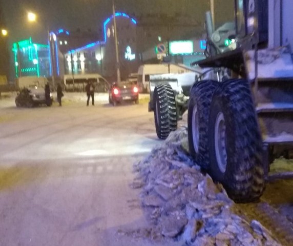 Активисты ОНФ проверили качество уборки снега в Сургутском районе