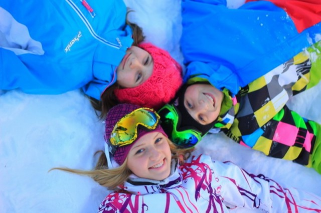 Родителям Сургутского района предлагают отправить детей на зимние каникулы