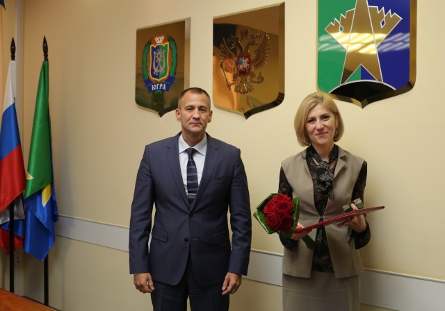 Глава Андрей Трубецкой наградил работников администрации и муниципальных образований за службу