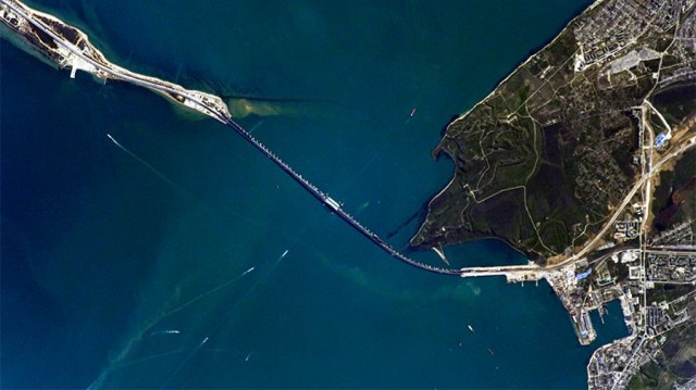 Российский космонавт сфотографировал Крымский мост с орбиты