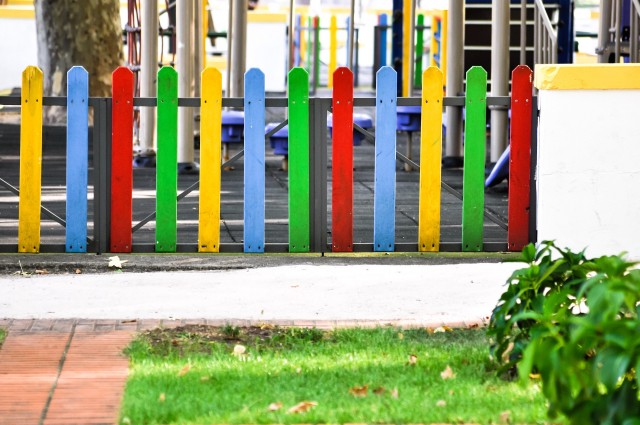В Калуге детские площадки во дворах передадут домкомам