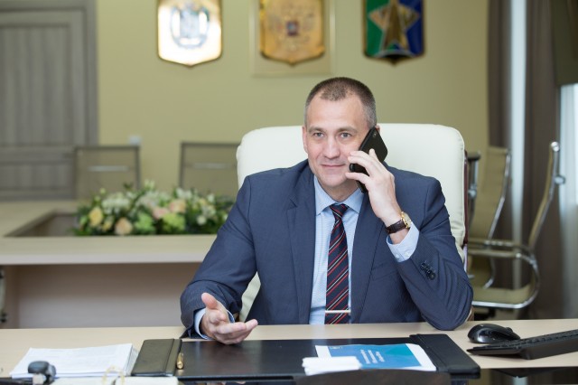 Андрей Трубецкой поздравил главу Сургута с новой должностью Андрей Трубецкой поздравил главу Сургута с новой должностью