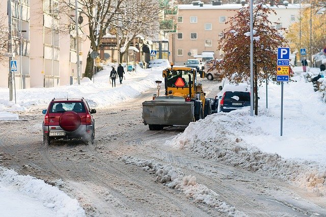 Мэр Ярославля Владимир Волков рассказал об уборке города после ночного снегопада