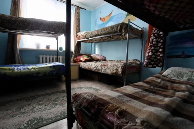 Подросток из ХМАО, сбежавшая из дома в тапочках, оказалась в реабилитационном центре