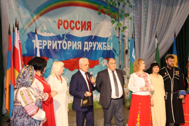 В Сургутском районе работает национальная гостиница «Содружество» В Сургутском районе работает национальная гостиница «Содружество»