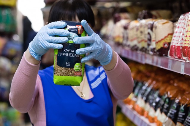 В Сургутском районе ажиотажа на продукты нет В Сургутском районе ажиотажа на продукты нет