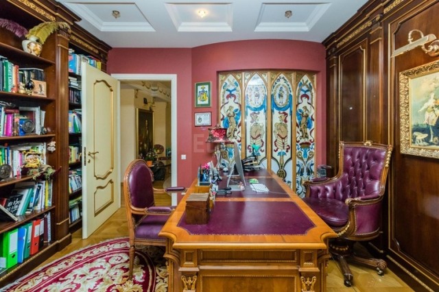 В Тюмени выставили на продажу апартаменты экс - миллиардера Хорошилова