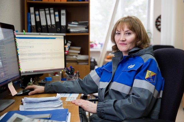 В «Газпром переработке» женщины справляются со сложными производственными задачами