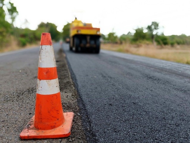 В Сургуте в 2021 году обновят девять участков дорог В Сургуте в 2021 году обновят девять участков дорог