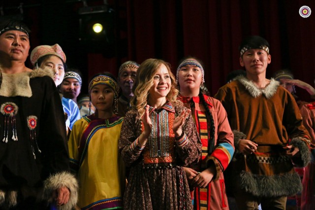 ​Китай и ещё 8 стран участвуют в проекте лянторской певицы Веры Кондратьевой