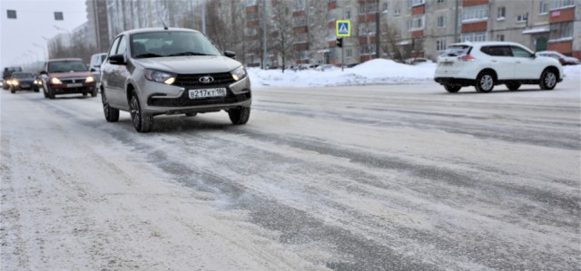 В Сургуте прокуратура судится с мэрией из-за колейности дорог