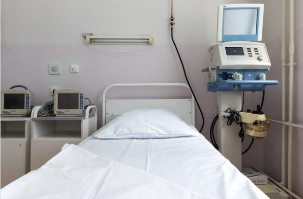 В Югре доля свободных коек для пациентов с ковидом составила 22%