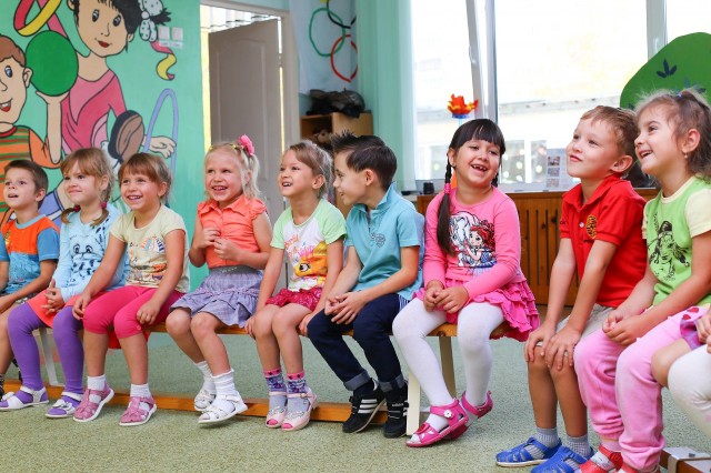 Власти Томской области разрешат новогодние утренники в школах и детсадах