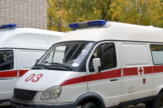 Полиция Петербурга ищет водителя «Suzuki», который не пропускал автомобиль скорой помощи