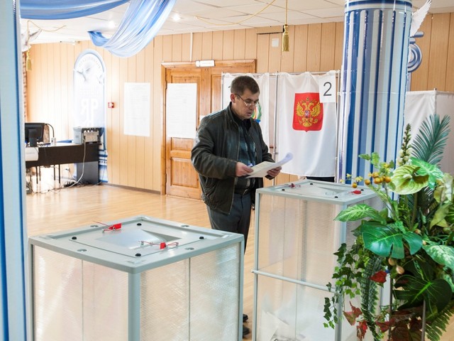 ​В Думу Сургута подали документы 99 кандидатов в депутаты
