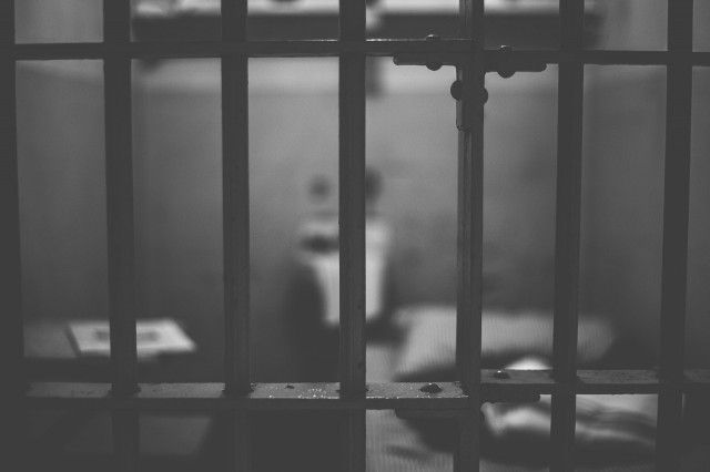 В Сургуте экс-директор транспортного предприятия обвиняется в получении взятки В Сургуте экс-директор транспортного предприятия обвиняется в получении взятки