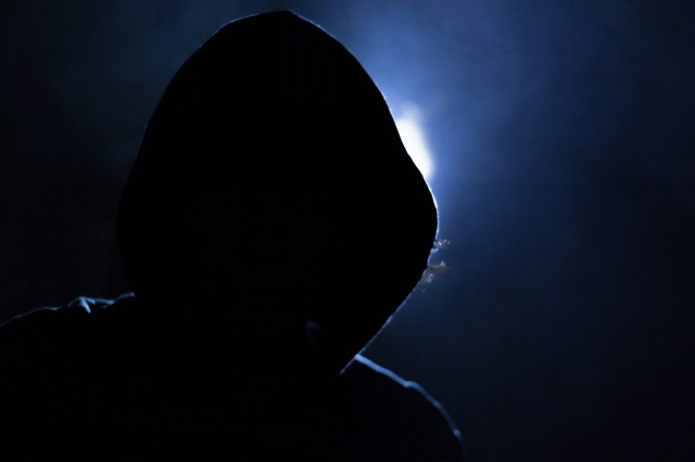 В Сургуте двум несовершеннолетним грозит 20 лет тюрьмы за попытку сбыта наркотиков В Сургуте двум несовершеннолетним грозит 20 лет тюрьмы за попытку сбыта наркотиков