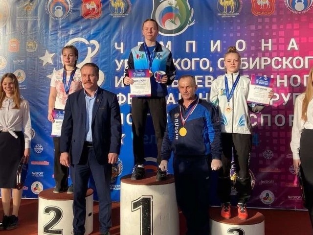 ​Спортсменка Сургутского района - бронзовый призер Чемпионата по гиревому спорту